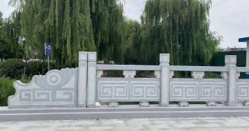 云南 芝麻灰桥栏杆、河道栏杆安装效果