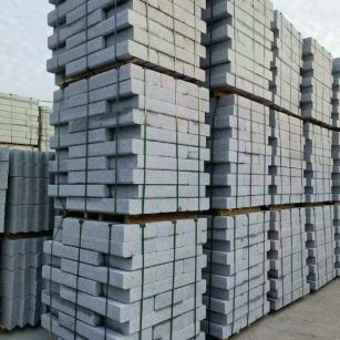 云南 路沿石（路侧石），颜色一致，尺寸标准