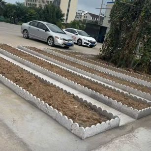 云南 花边石、花围石、花园石安装效果