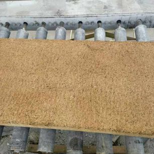 云南 菠萝面老石板，做旧仿古石，流水线生产加工