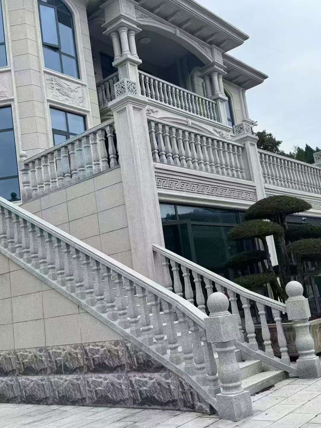 云南 芝麻白别墅，栏杆