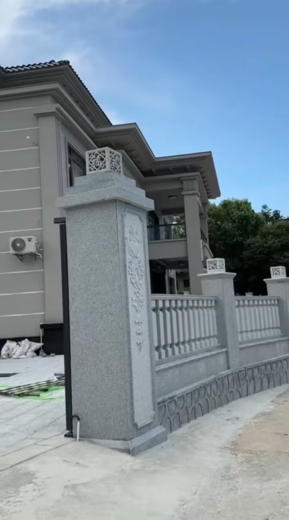 云南 芝麻白别墅围墙栏杆，私人订制