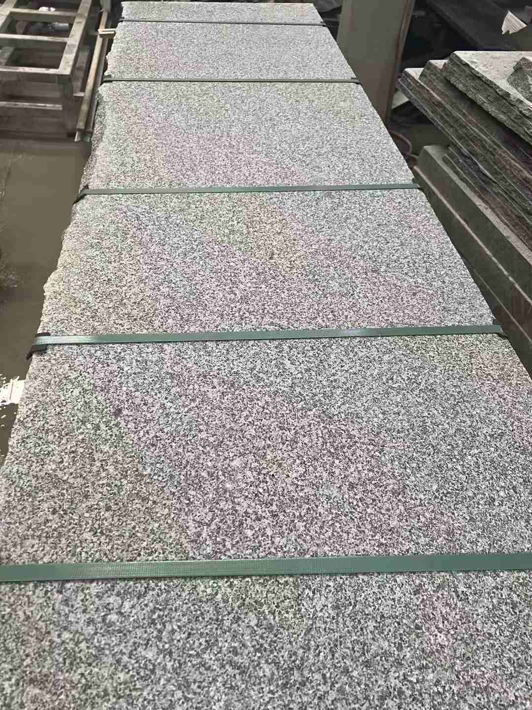 云南 芝麻黑火烧面