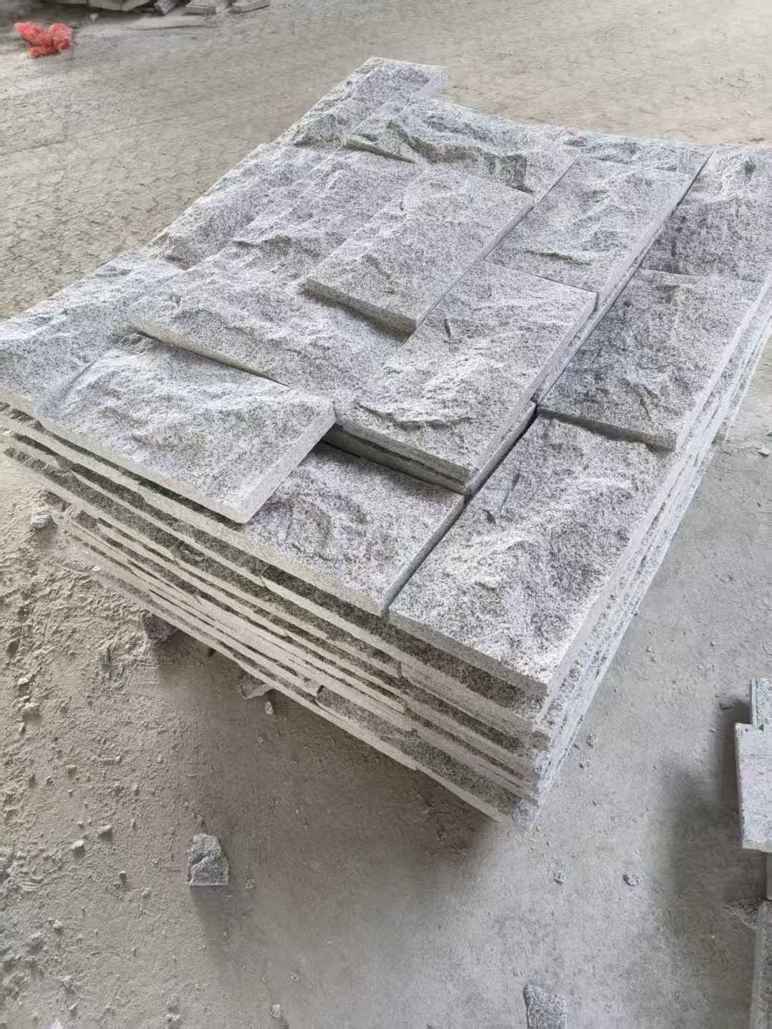 云南 芝麻白蘑菇石、自然面