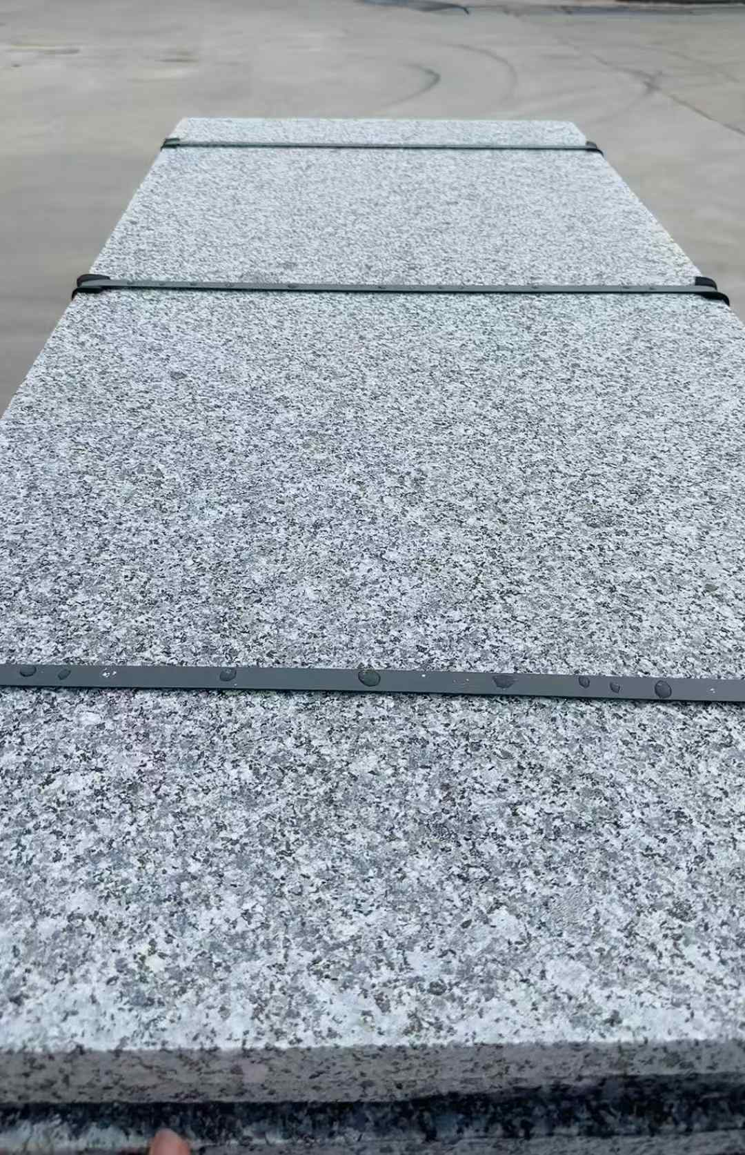 云南 芝麻黑火烧面毛板，条板，半成品